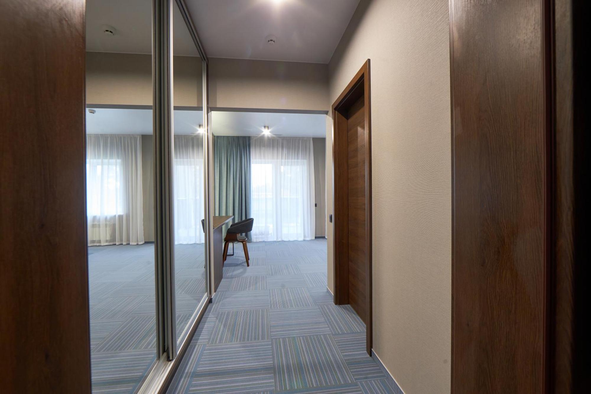 Спа-Готель Поло-Медлайф Krementchouk Extérieur photo